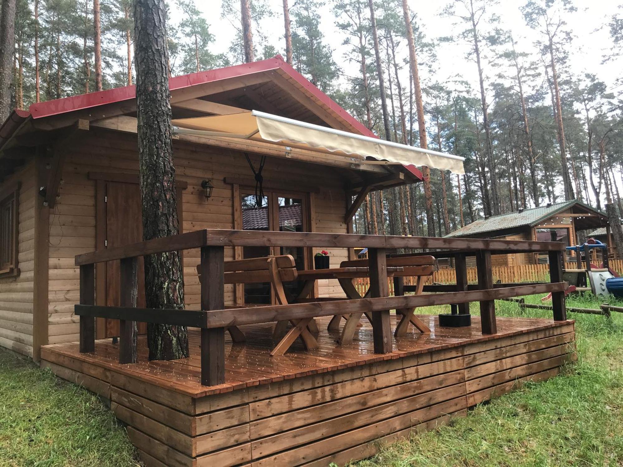 Domek Z Widokiem Jeziora Borsk Exteriör bild